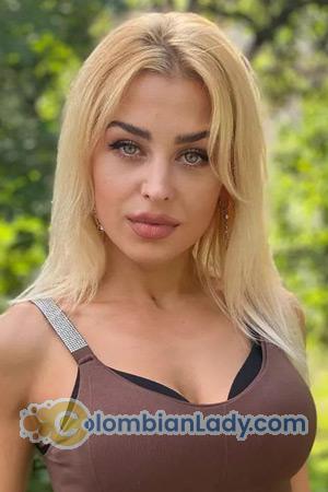 211755 - Zorina Age: 32 - Ukraine