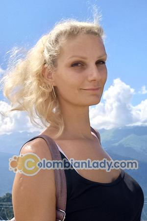 213741 - Anna Age: 38 - Russia