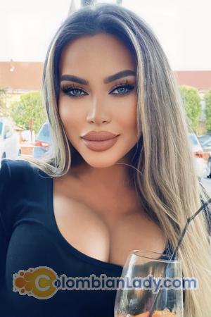 213908 - Loredana Age: 32 - Romania