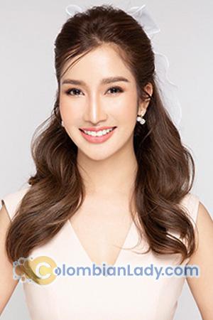 214932 - Pilanthasuth (Ruby) Age: 30 - Thailand