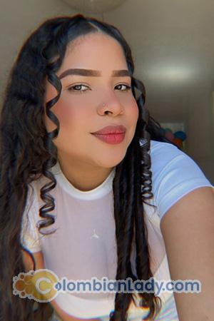 215664 - Koraima Age: 22 - Spain