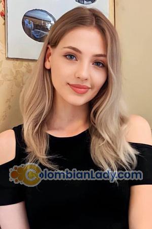 215787 - Irina Age: 24 - Ukraine