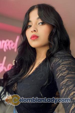 217496 - Yendy Age: 24 - Colombia