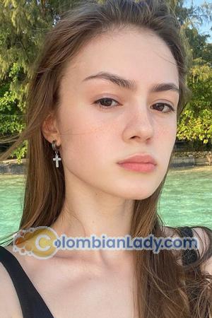 218349 - Amina Age: 22 - Ukraine