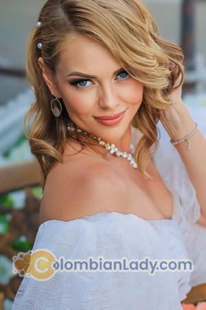 218726 - Anna Age: 37 - Ukraine