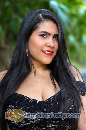 218758 - Lina Age: 36 - Colombia