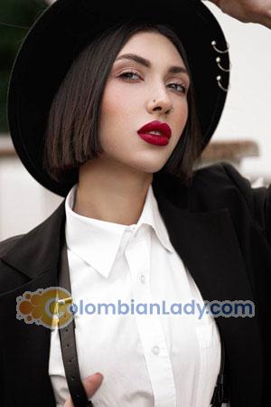 219109 - Viktoriia Age: 26 - Ukraine