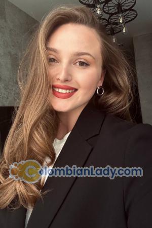 219390 - Yekateryna Age: 23 - Ukraine