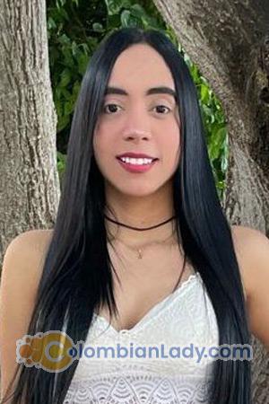 219487 - Karolainne Age: 32 - Colombia