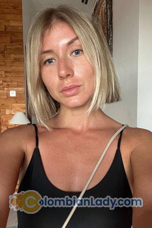 219541 - Anastasiia Age: 28 - Ukraine