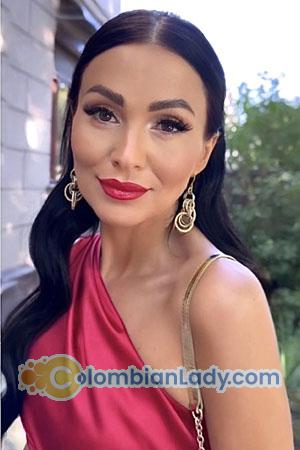 219896 - Yuliia Age: 41 - Ukraine