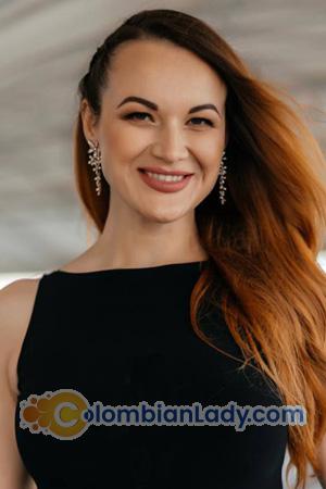 219904 - Anastasiya Age: 36 - Ukraine