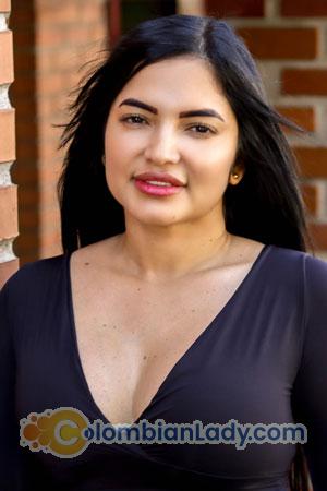 220339 - Paola Age: 39 - Colombia