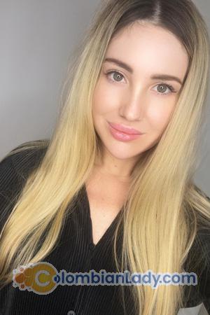 221221 - Karina Age: 33 - Ukraine