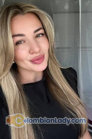 222201 - Alina Age: 30 - Ukraine