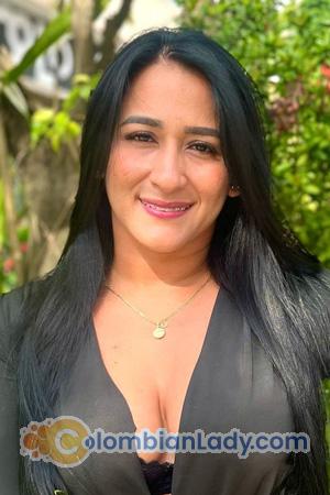223122 - Tibisay Age: 36 - Colombia