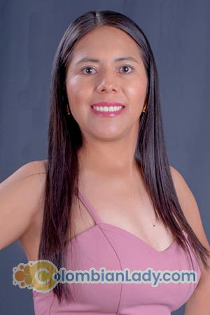 223585 - Flora Age: 36 - Bolivia