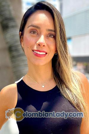 224481 - Lina Age: 38 - Colombia
