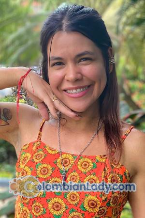 224618 - Yeimy Age: 33 - Colombia
