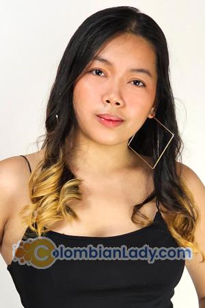 224639 - Eluisa Carbelle Age: 22 - Philippines