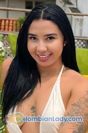 224711 - Paula Age: 25 - Colombia