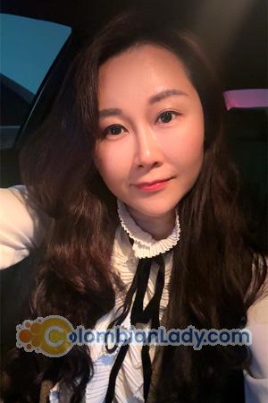 225035 - Lina Age: 44 - China