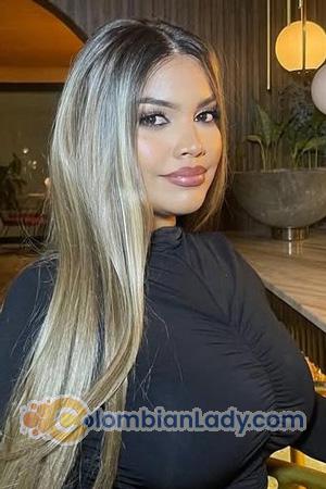 225097 - Yarimar Age: 31 - Colombia