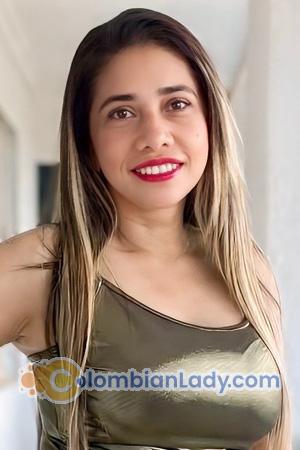 225104 - Carmen Age: 39 - Colombia