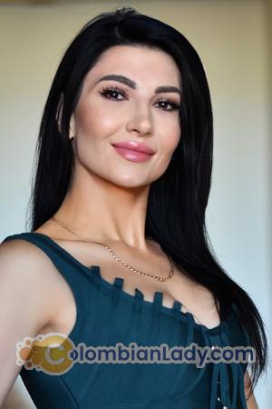 225257 - Yuliia Age: 47 - Ukraine