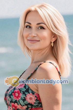 225479 - Elena Age: 56 - Ukraine