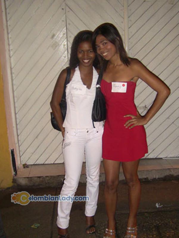 Colombian-Women-1300